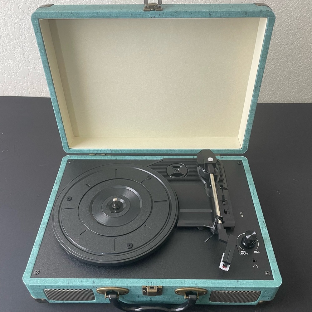 Turquoise 3-Speed Bluetooth Portable Record Player and Speaker